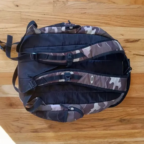 Reebok Rylan Quilted Fanny Pack tie dye back pink - Picture 6 of 6